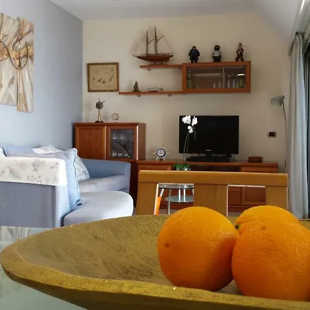 Flamboyan Apartment *